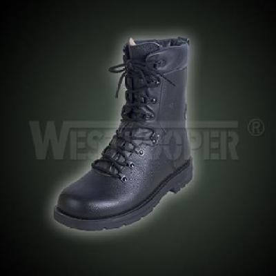 GERMAN BW MODEL 2000 COMBAT BOOTS