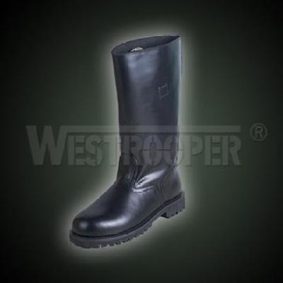 WELLINGTON BOOTS